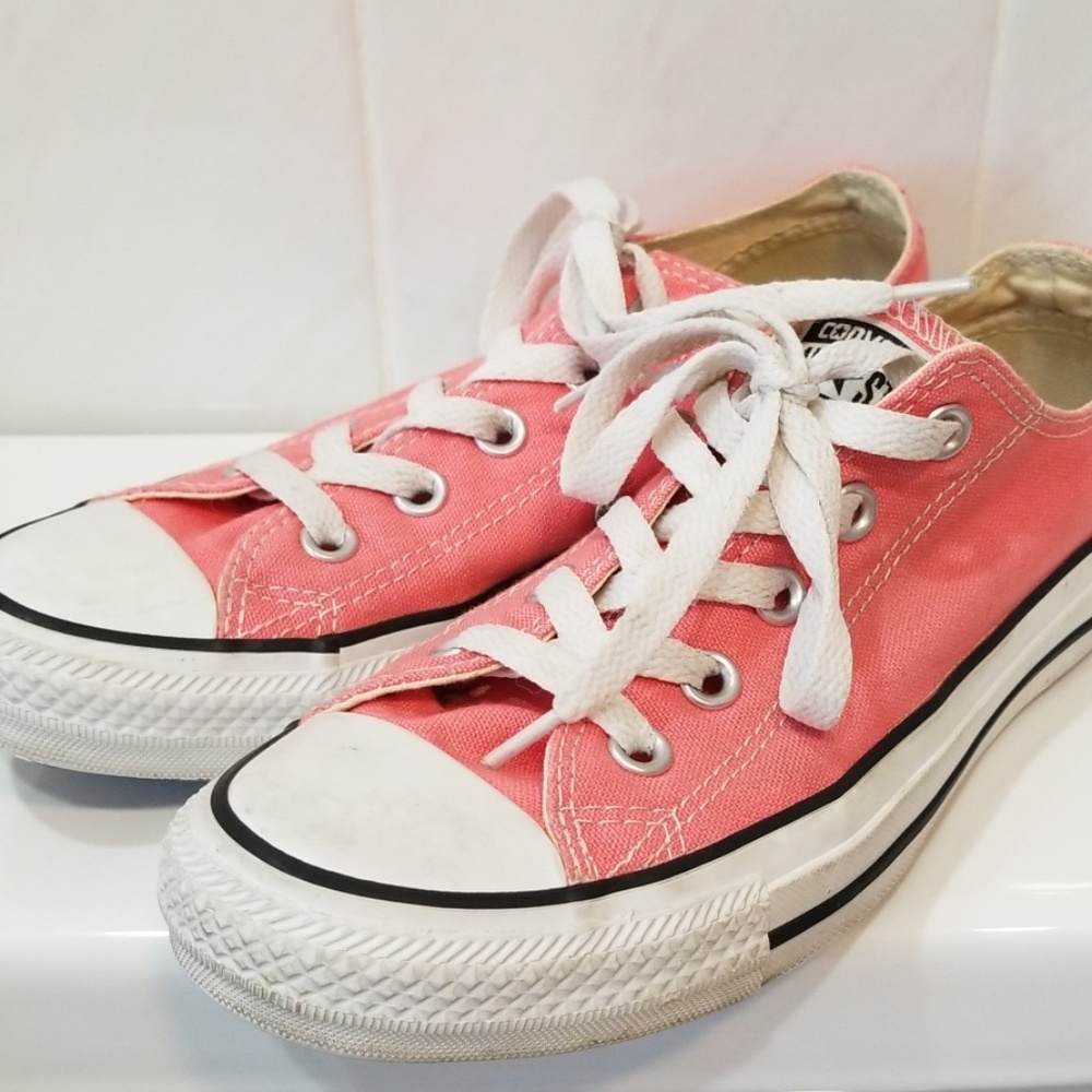 Converse Sneakers In Peach - Picture 2 of 8